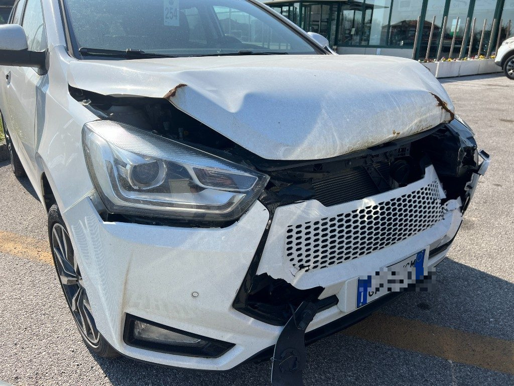 Immagine di EVO Evo3 1.5 Bi-fuel GPL del 06/2023 km 6406