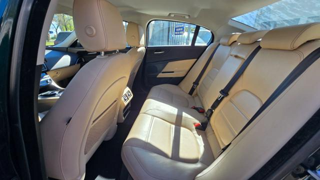 JAGUAR XE 2.0 D PORTFOLIO AWD 180 CV AUTO - foto 15