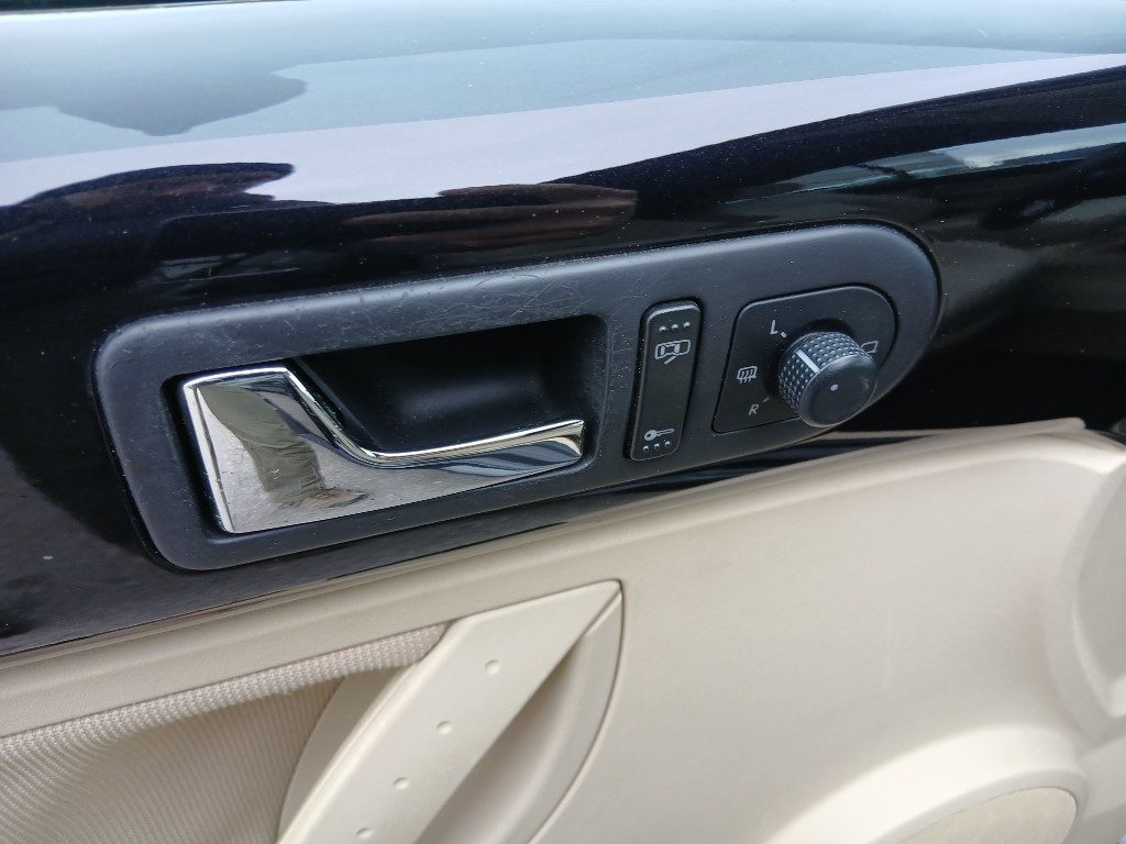 Immagine di VOLKSWAGEN New Beetle 1.9 TDI 105CV Cabrio del 11/2005 km 72740