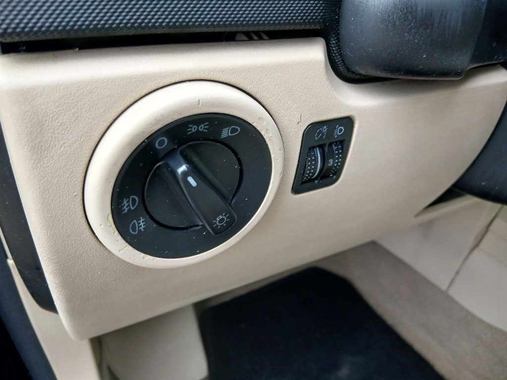 Immagine di VOLKSWAGEN New Beetle 1.9 TDI 105CV Cabrio del 11/2005 km 72740