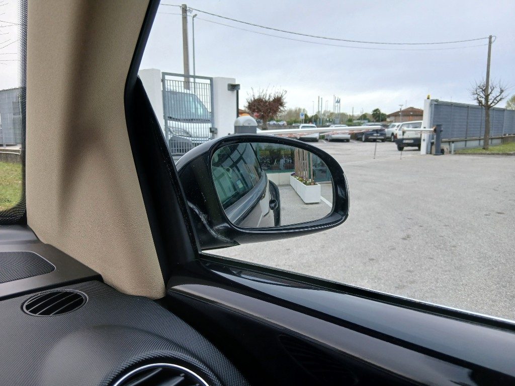 Immagine di VOLKSWAGEN New Beetle 1.9 TDI 105CV Cabrio del 11/2005 km 72740