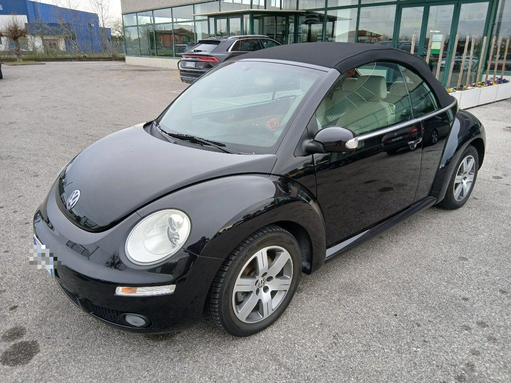 Immagine di VOLKSWAGEN New Beetle 1.9 TDI 105CV Cabrio del 11/2005 km 72740