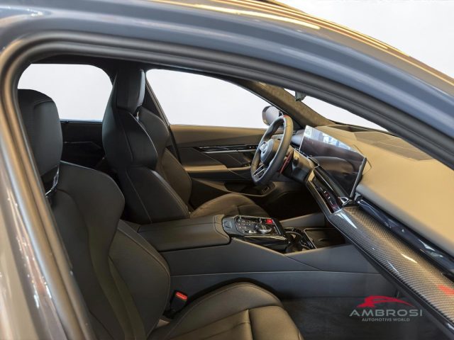BMW M5 TOURING M-DRIVER'S COMFORT PACKA - foto 12