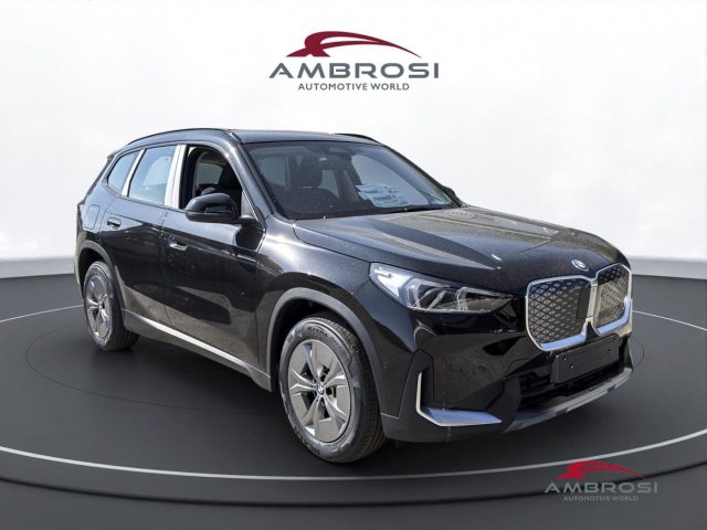 BMW IX1 EDRIVE20 PREMIUM PACKAGE - foto 2