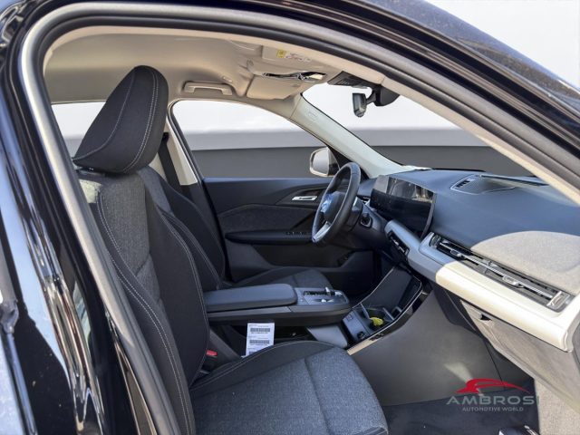 BMW IX1 EDRIVE20 PREMIUM PACKAGE - foto 12