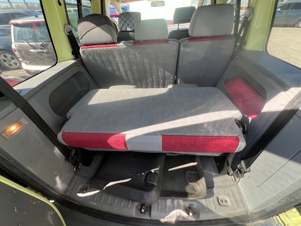 Immagine di VOLKSWAGEN Caddy 2.0 5p. BENZ/METANO 7 POSTI del 06/2006 km 389987