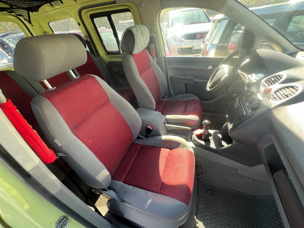 Immagine di VOLKSWAGEN Caddy 2.0 5p. BENZ/METANO 7 POSTI del 06/2006 km 389987