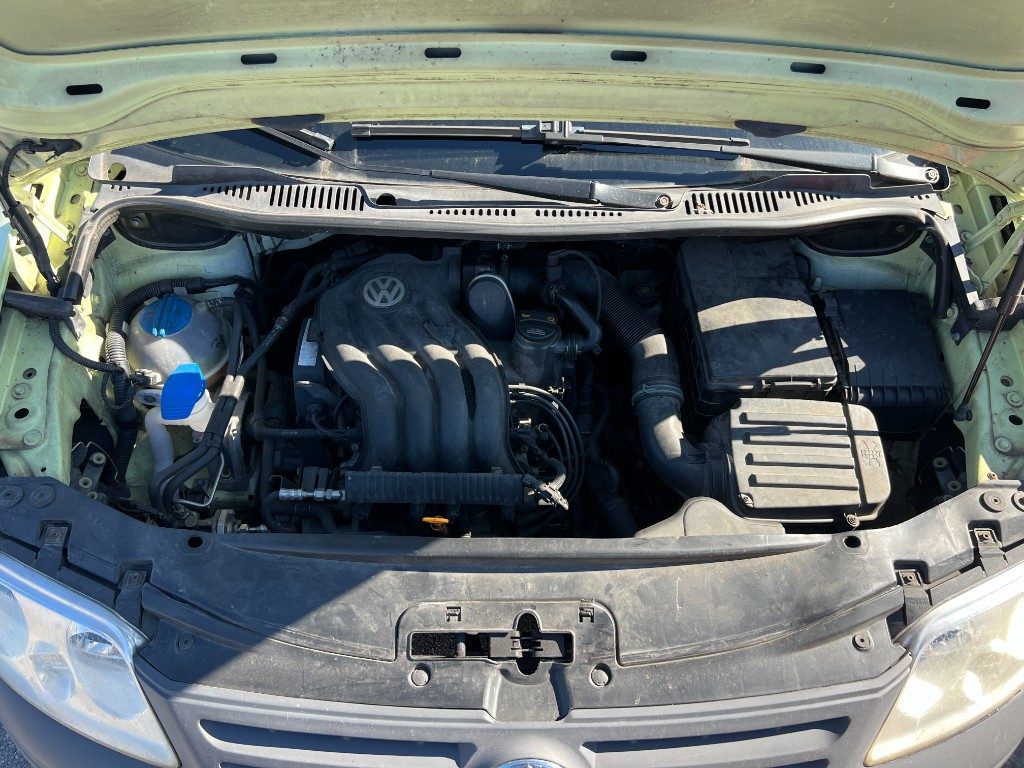 Immagine di VOLKSWAGEN Caddy 2.0 5p. BENZ/METANO 7 POSTI del 06/2006 km 389987