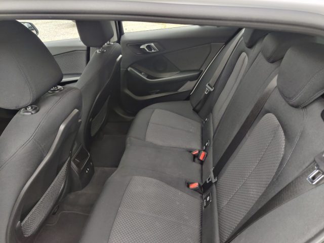 BMW 116 D 5P. BUSINESS ADVANTAGE - foto 22