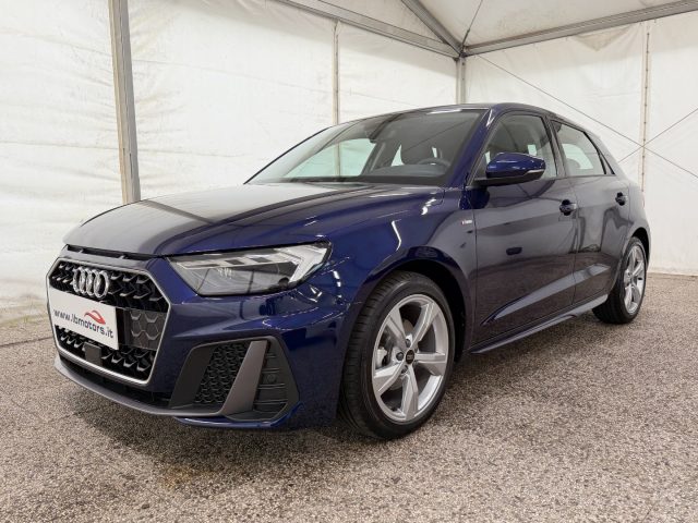 audi a1 spb 30 tfsi s tronic identity black usata