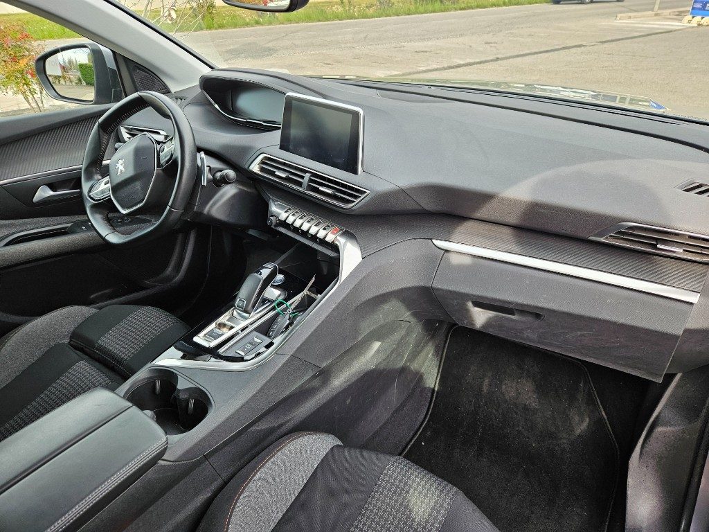 PEUGEOT 3008 BlueHDi 130 S&S EAT8 GT - 8