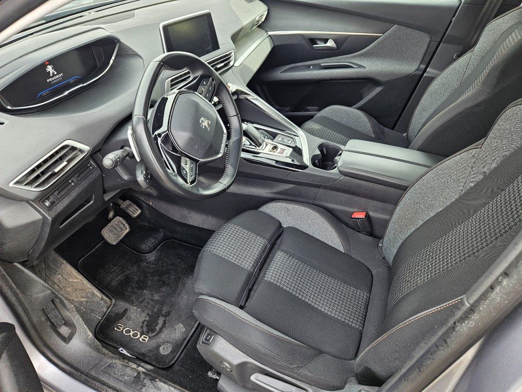 PEUGEOT 3008 BlueHDi 130 S&S EAT8 GT - 9