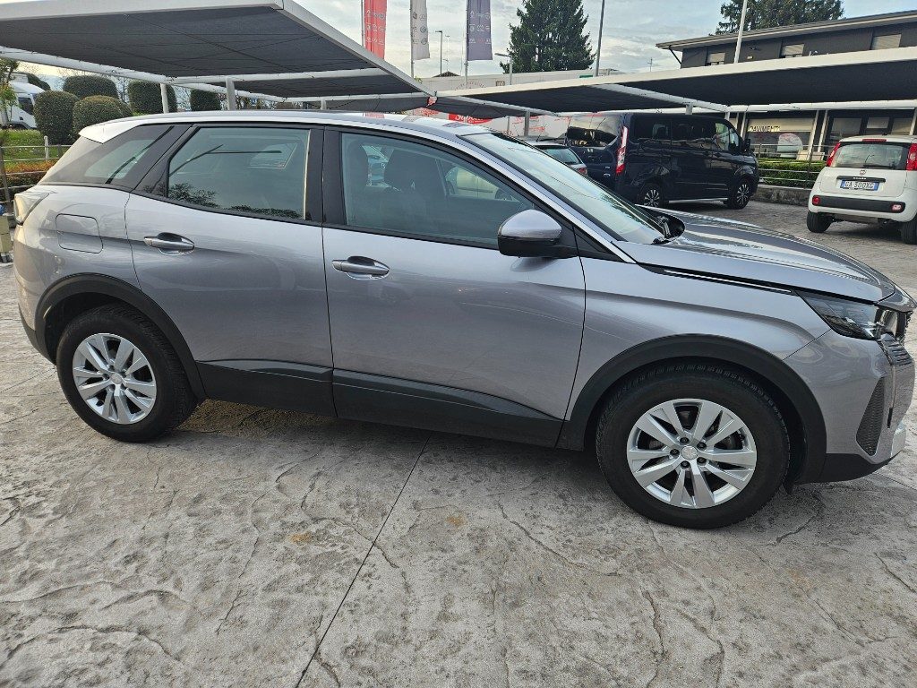 PEUGEOT 3008 BlueHDi 130 S&S EAT8 GT - 17