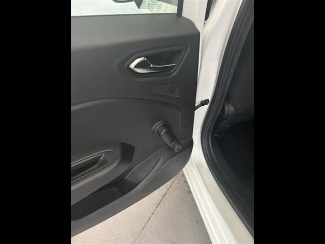 RENAULT CLIO 1.6 E-TECH HYBRID ZEN 140CV AUTO - foto 22