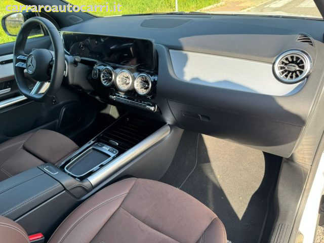 MERCEDES-BENZ GLA 200 D AUTOMATIC AMG LINE ADVANCED PL - foto 11
