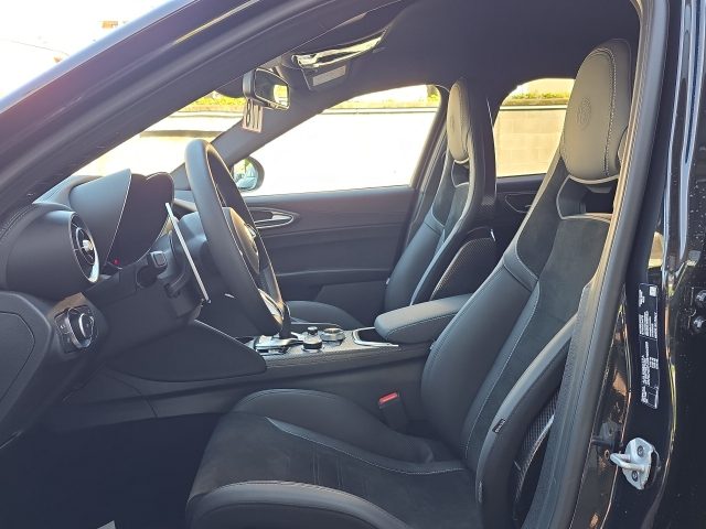 ALFA ROMEO GIULIA 2.9 V6 BI-TURBO AT8 QUADRIFOGLIO - foto 11