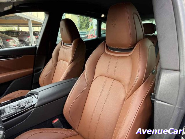 MASERATI LEVANTE GRANSPORT TELECAMERA CERCHI 21'' - foto 23