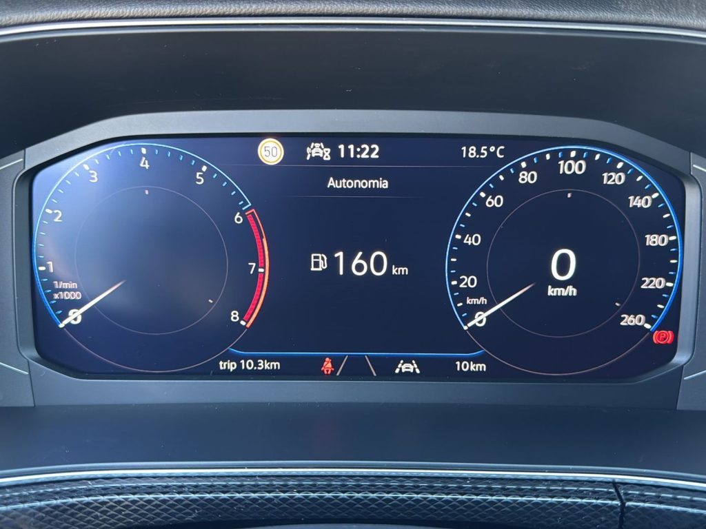 immagine nuovo VOLKSWAGEN T-Cross Nuova T-Cross R-Line Plus 1.0 TSI 85 kW (115 CV) M