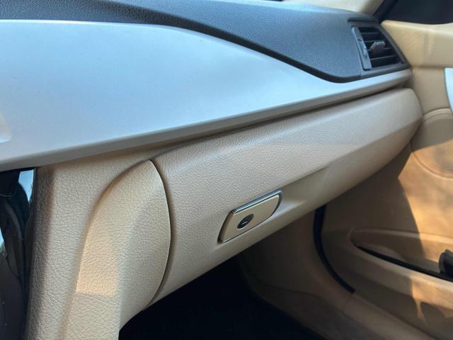 BMW 318 D TOURING BUSINESS ADVANTAGE AUT - foto 23
