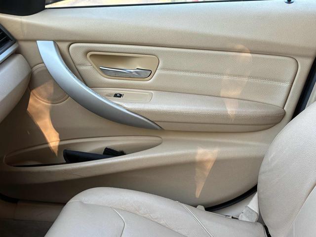 BMW 318 D TOURING BUSINESS ADVANTAGE AUT - foto 21