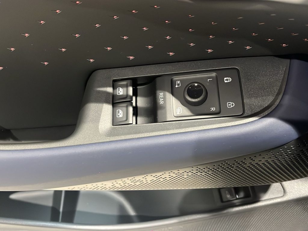 immagine nuovo CUPRA Tavascan 77kwh endurance immersive rwd