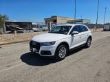 AUDI Q5 30 TDI S tronic Business