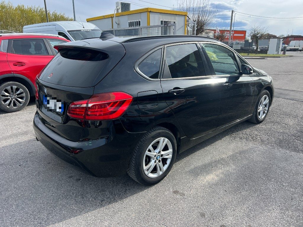 Immagine di BMW 216 d Active Tourer del 02/2016 km 235281