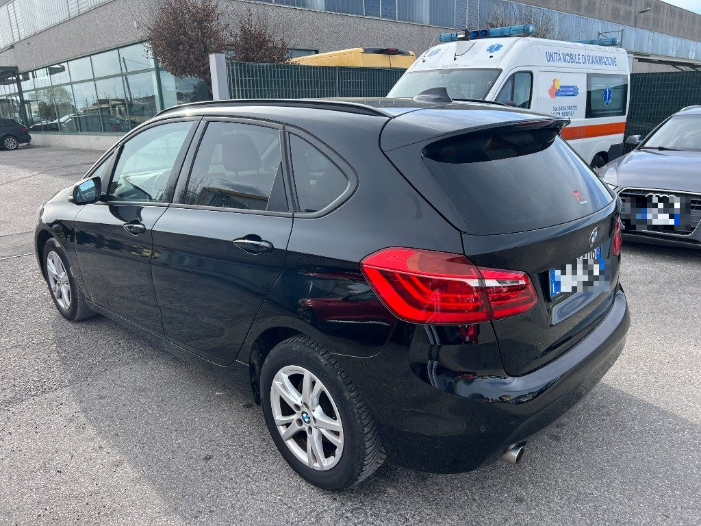 Immagine di BMW 216 d Active Tourer del 02/2016 km 235281