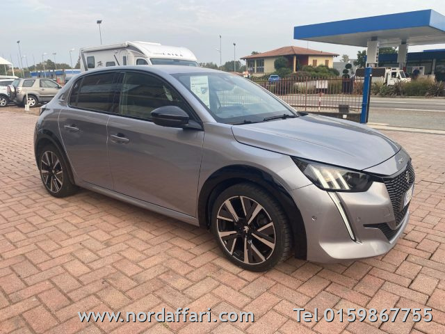 PEUGEOT 208 - foto: 16