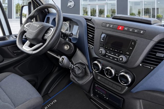 IVECO DAILY 60C18 OFFICINA MOBILE - foto 8