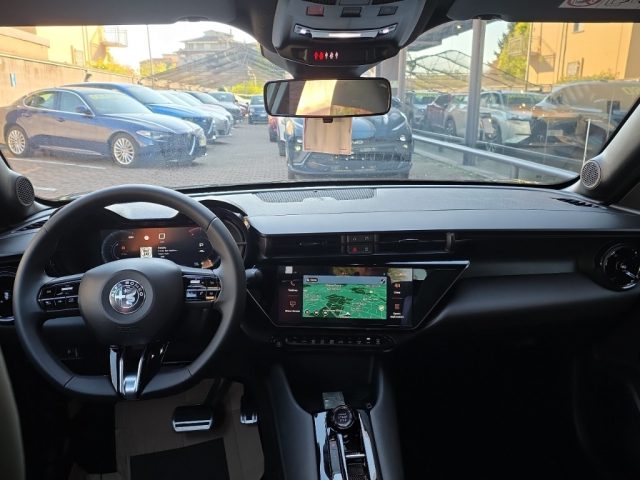 ALFA ROMEO JUNIOR 1.2 145 CV HYBRID EDCT6 TI - foto 8