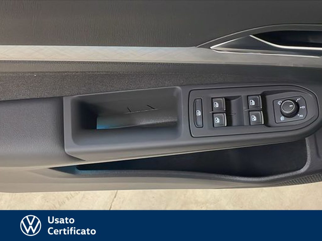 immagine usato VOLKSWAGEN Golf 1.5 tsi life 115cv