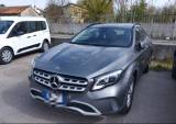 MERCEDES-BENZ GLA 180 d Automatic Business