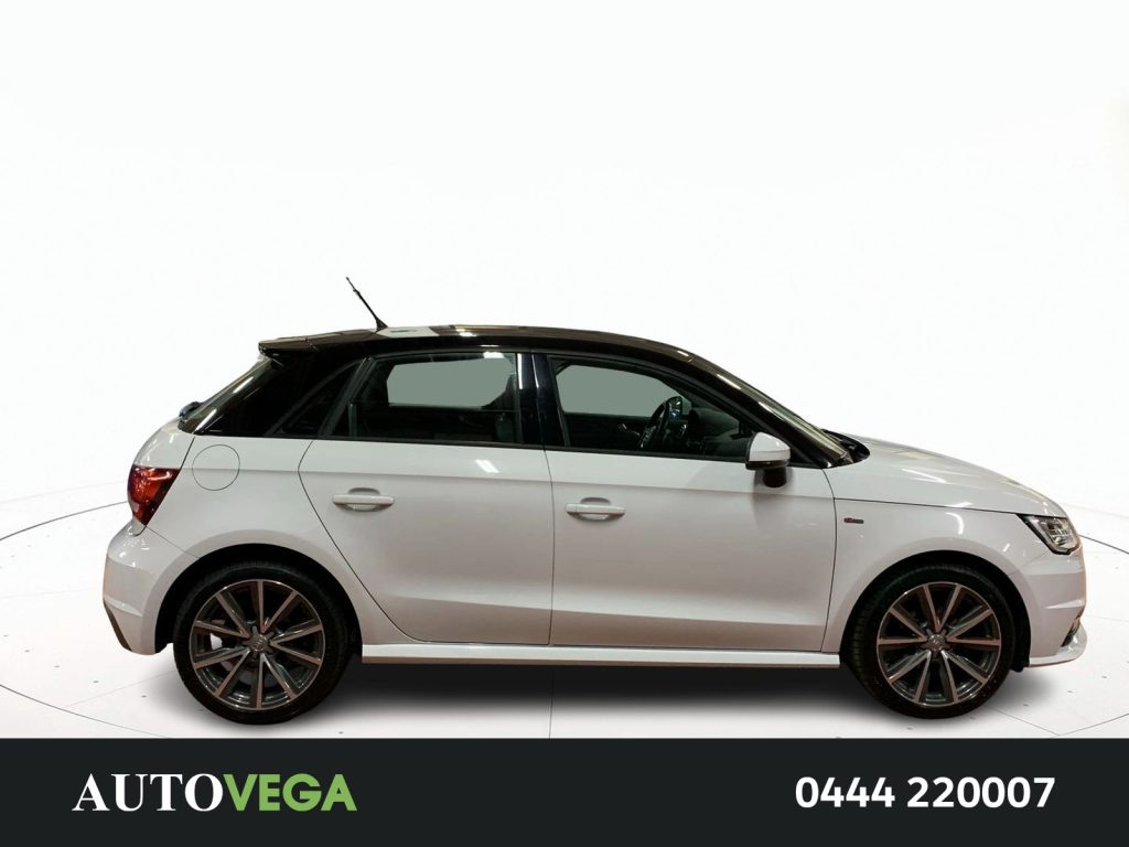 immagine usato AUDI A1 sportback 1.0 tfsi ultra admired 95cv