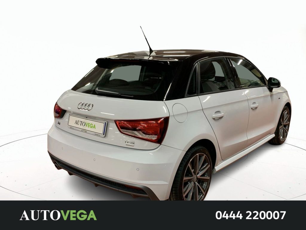 immagine usato AUDI A1 sportback 1.0 tfsi ultra admired 95cv