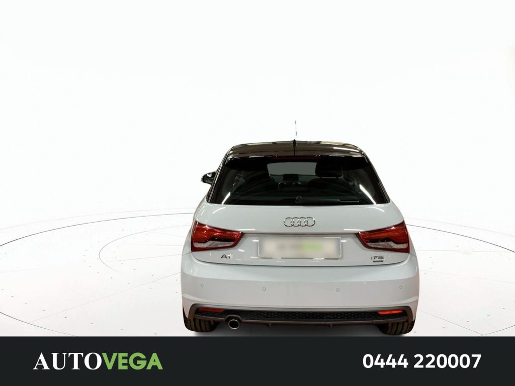 immagine usato AUDI A1 sportback 1.0 tfsi ultra admired 95cv