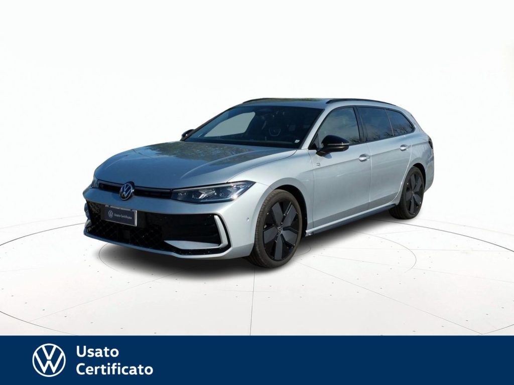 immagine usato VOLKSWAGEN Passat 1.5 etsi act r-line 150cv dsg