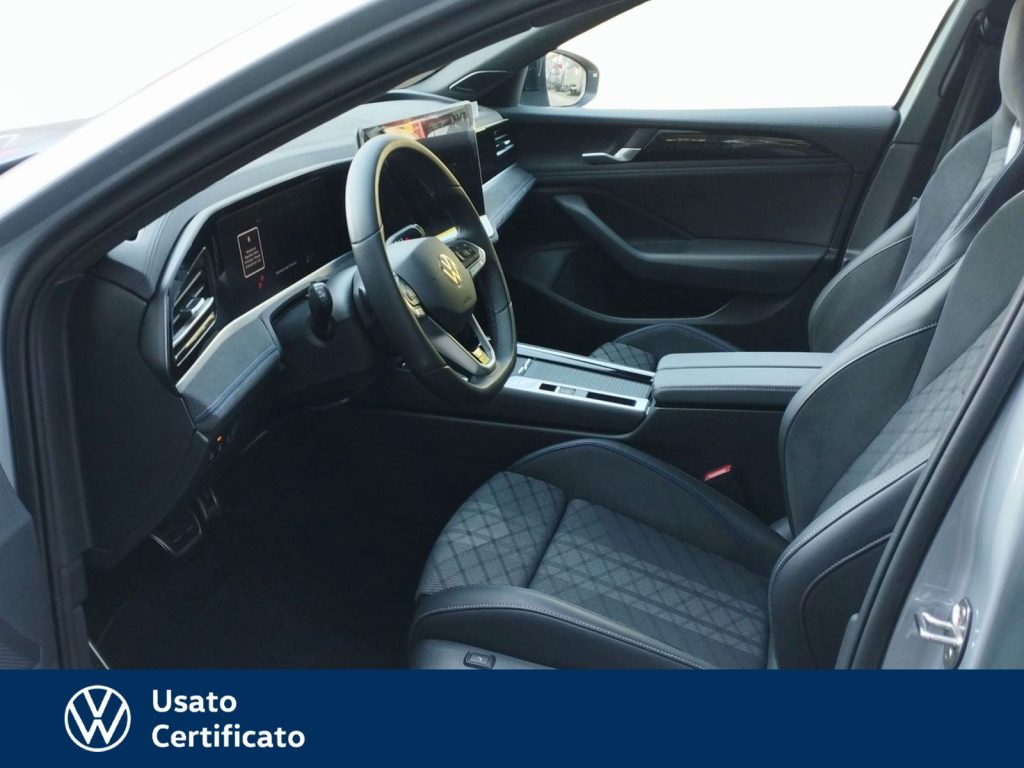 immagine usato VOLKSWAGEN Passat 1.5 etsi act r-line 150cv dsg