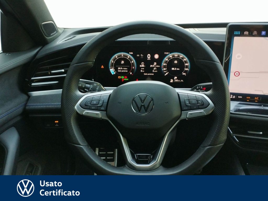 immagine usato VOLKSWAGEN Passat 1.5 etsi act r-line 150cv dsg