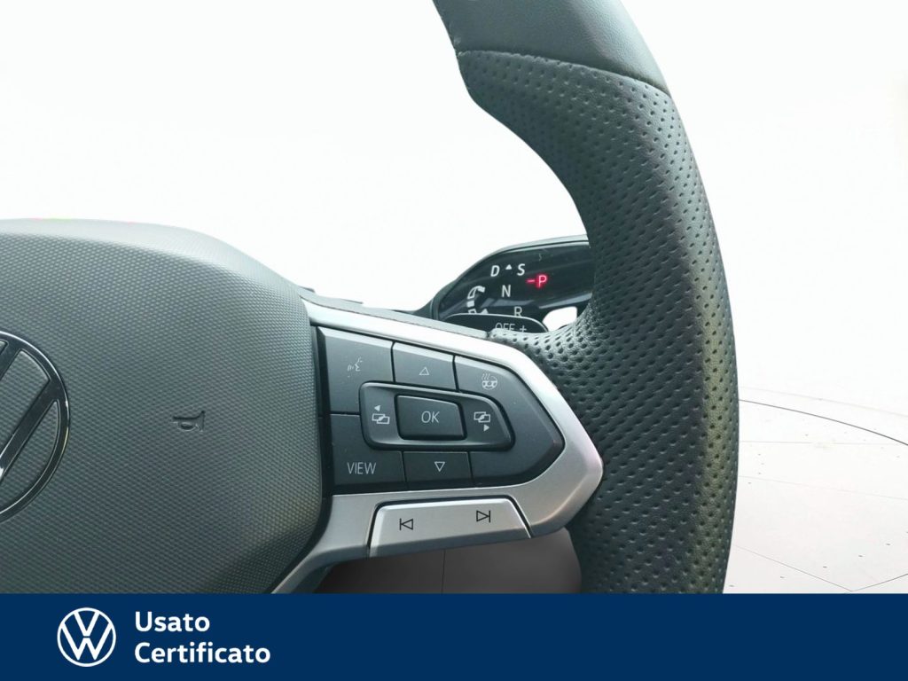 immagine usato VOLKSWAGEN Passat 1.5 etsi act r-line 150cv dsg