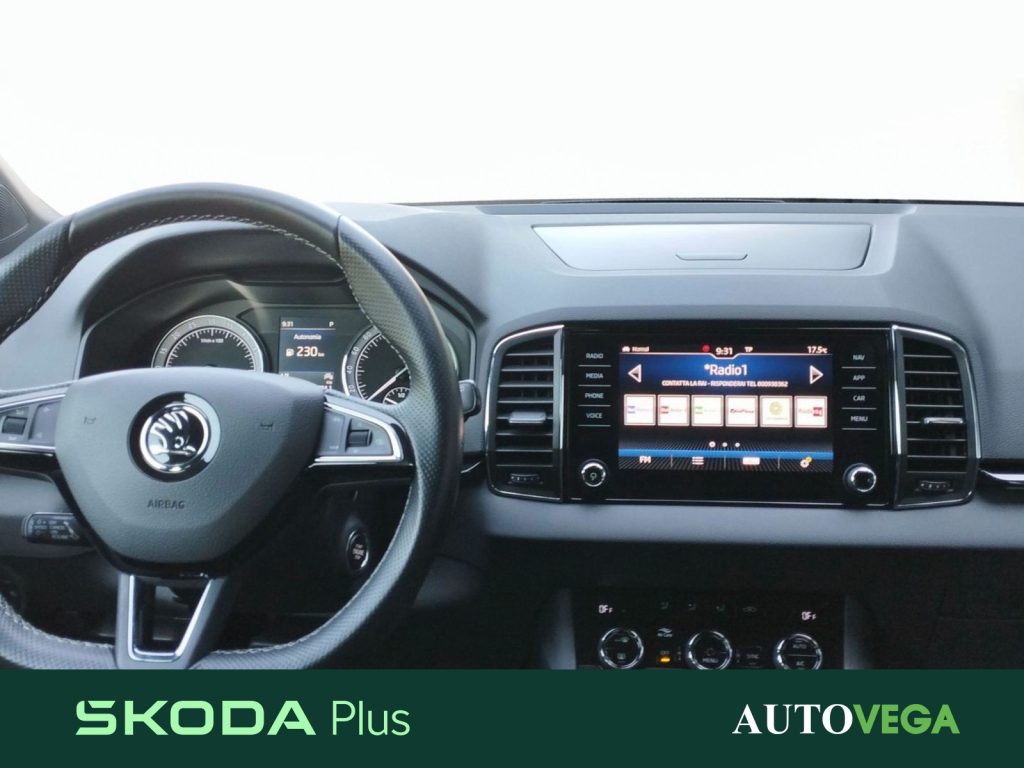 immagine usato SKODA Karoq 2.0 tdi sportline 4x4 dsg