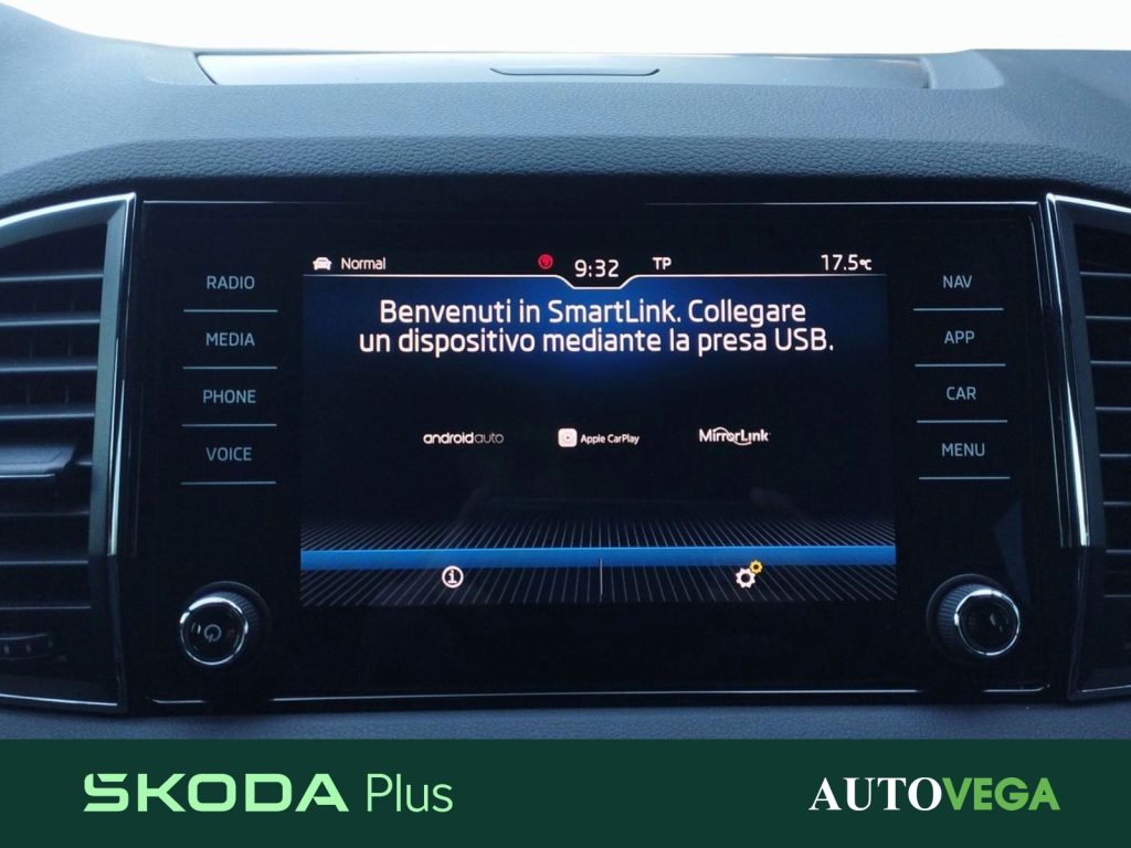 immagine usato SKODA Karoq 2.0 tdi sportline 4x4 dsg