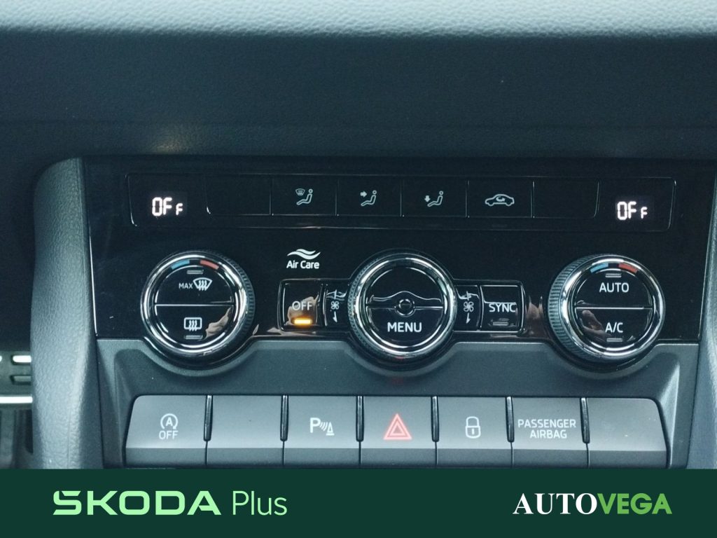 immagine usato SKODA Karoq 2.0 tdi sportline 4x4 dsg