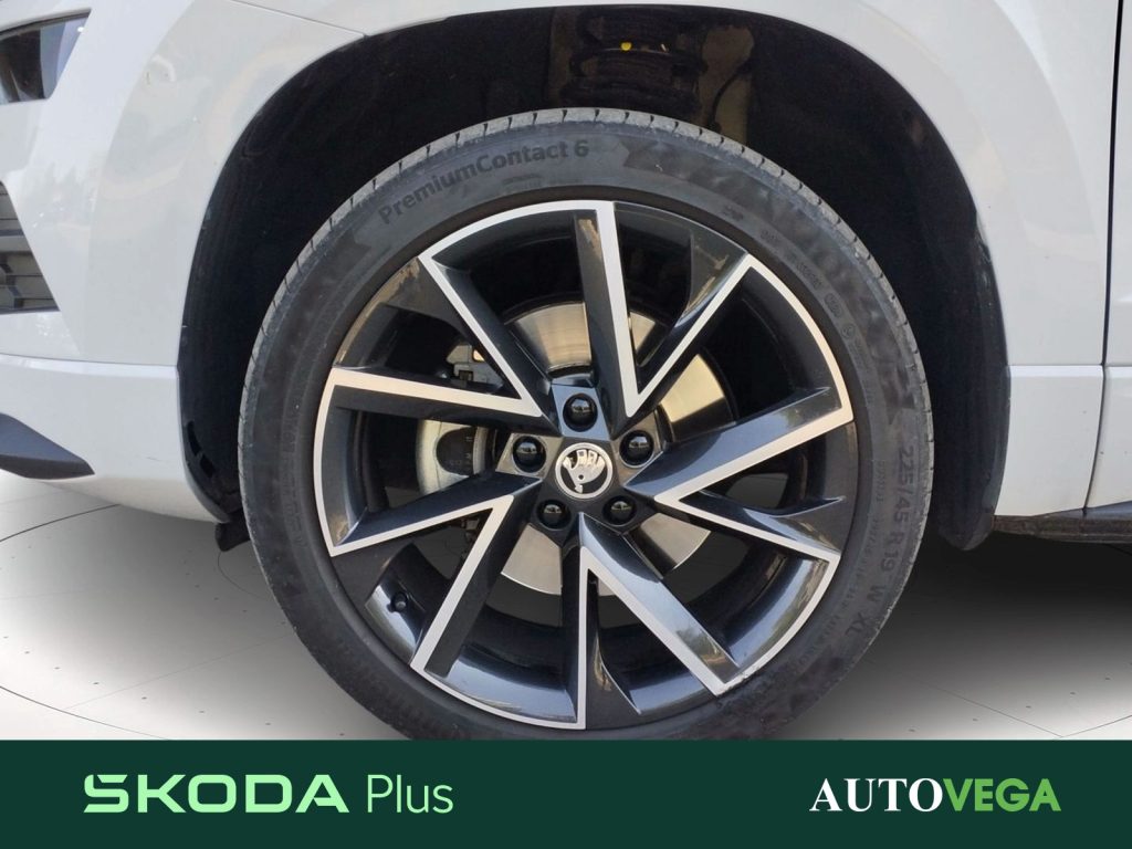 immagine usato SKODA Karoq 2.0 tdi sportline 4x4 dsg