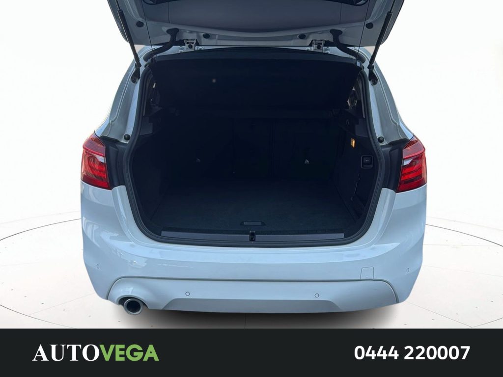 immagine usato BMW 218 218i active tourer business 140cv auto