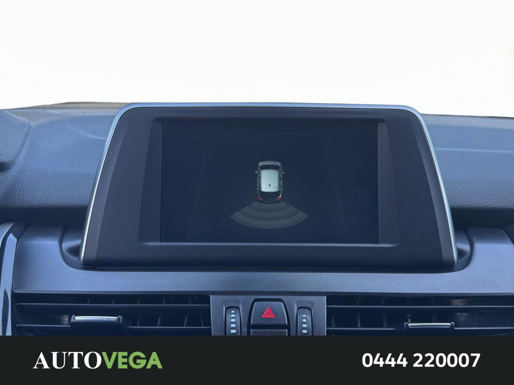 immagine usato BMW 218 218i active tourer business 140cv auto