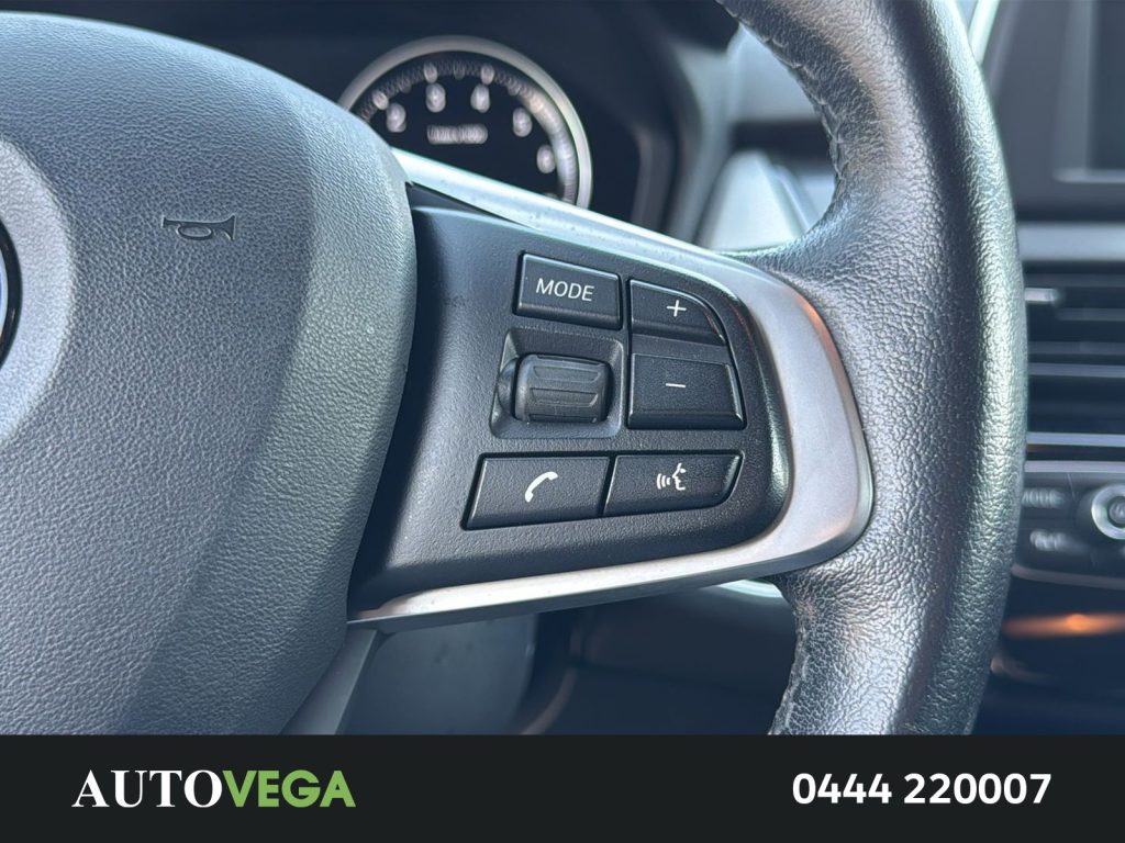 immagine usato BMW 218 218i active tourer business 140cv auto