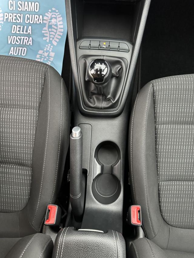 KIA STONIC 1.2 DPI STYLE - foto 12