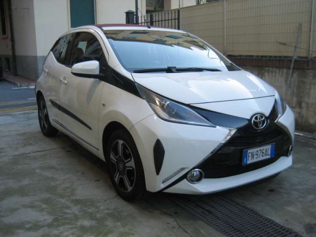 toyota aygo 1.0 vvt-i 69 cv 5 porte x-cite tss usata