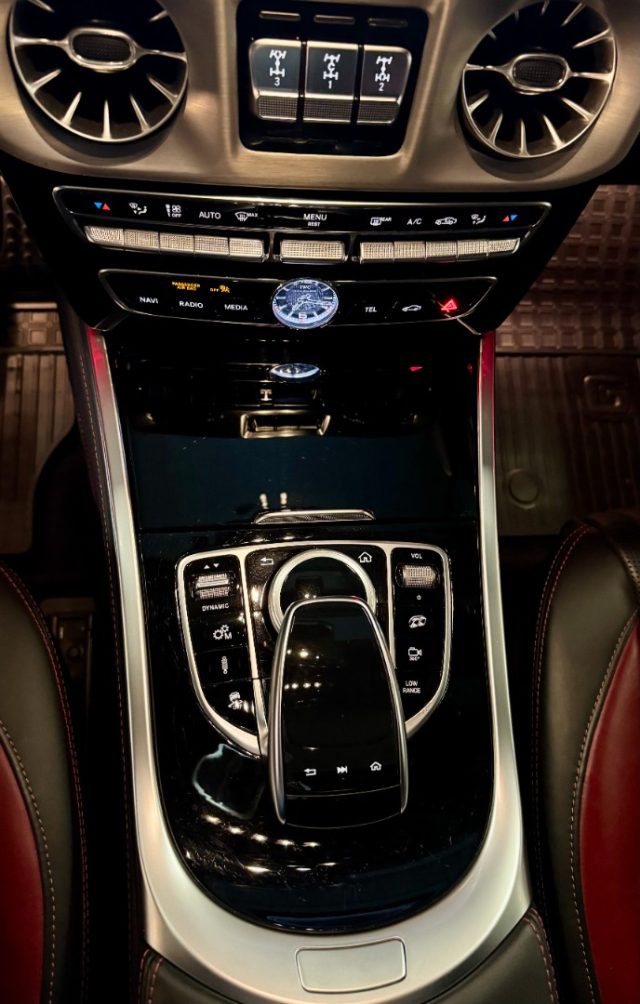 MERCEDES-BENZ G 63 AMG S.W. - foto 23